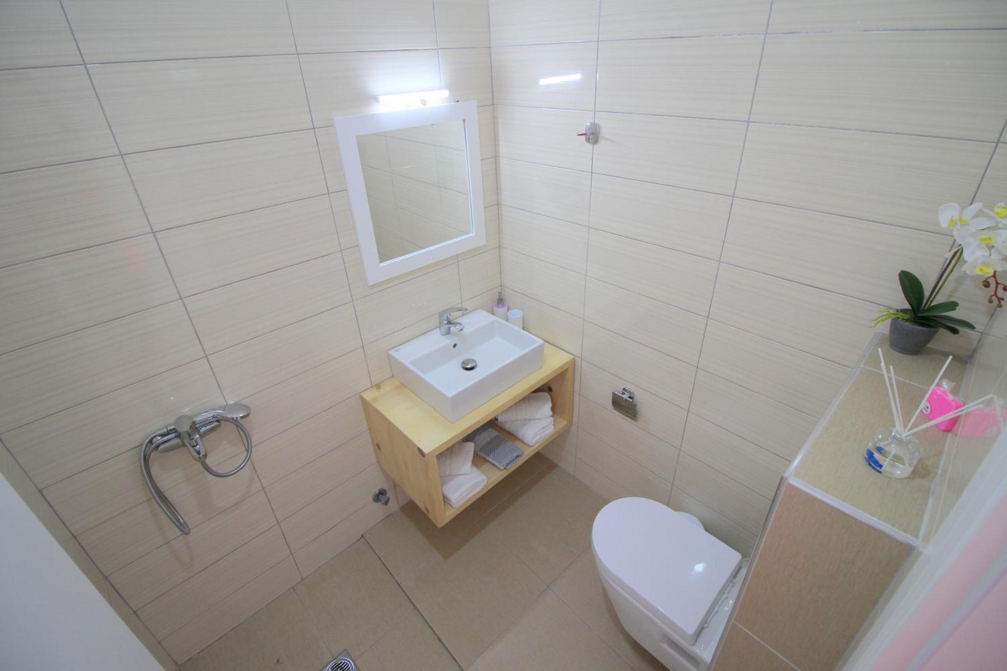 Nefeli'S Apartment Himara Zewnętrze zdjęcie