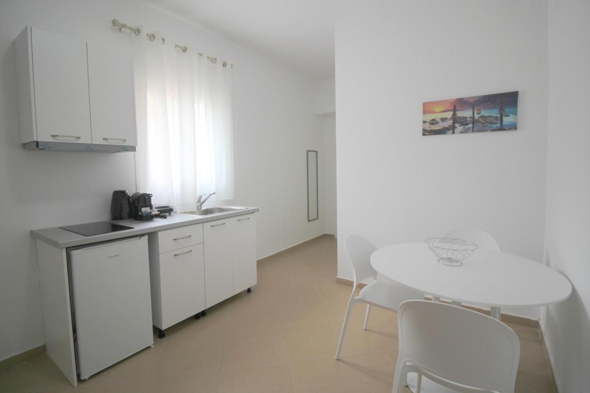 Nefeli'S Apartment Himara Zewnętrze zdjęcie