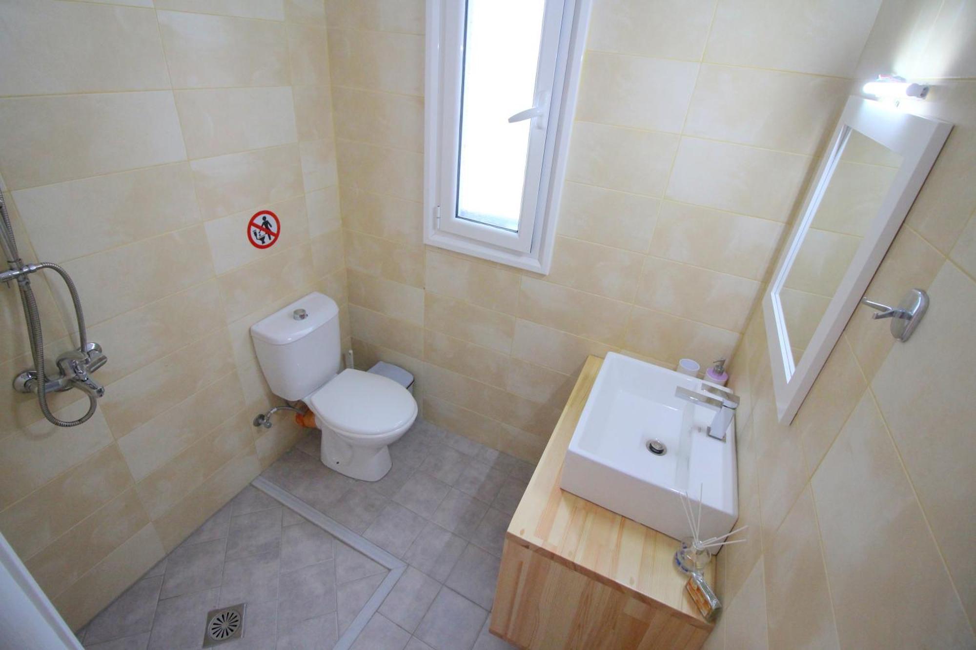 Nefeli'S Apartment Himara Zewnętrze zdjęcie